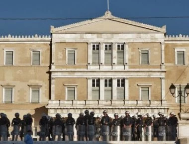 Σε κλοιό ασφαλείας η Βουλή για την ψήφιση της Συμφωνίας των Πρεσπών